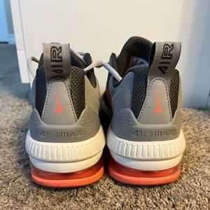 Nike Air Max Genome Men’s Size 9